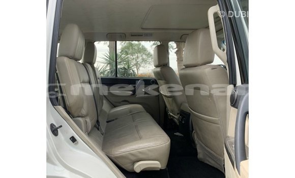 Buy Import Mitsubishi Pajero White Car in Import - Dubai in Aragatsotn Buy Import Mitsubishi Pajero White Car in Import - Dubai in Aragatsotn