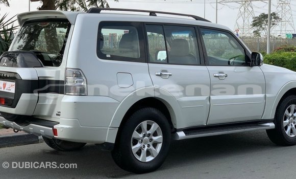 Buy Import Mitsubishi Pajero White Car in Import - Dubai in Aragatsotn Buy Import Mitsubishi Pajero White Car in Import - Dubai in Aragatsotn