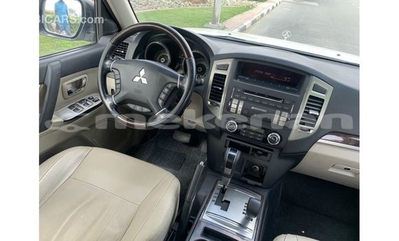 Buy Import Mitsubishi Pajero White Car in Import - Dubai in Aragatsotn Buy Import Mitsubishi Pajero White Car in Import - Dubai in Aragatsotn
