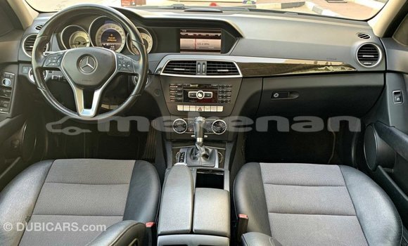 Buy Import Mercedes-Benz 200 Blue Car in Import - Dubai in Aragatsotn Buy Import Mercedes-Benz 200 Blue Car in Import - Dubai in Aragatsotn