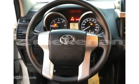 Buy Import Toyota Prado White Car in Import - Dubai in Aragatsotn Buy Import Toyota Prado White Car in Import - Dubai in Aragatsotn