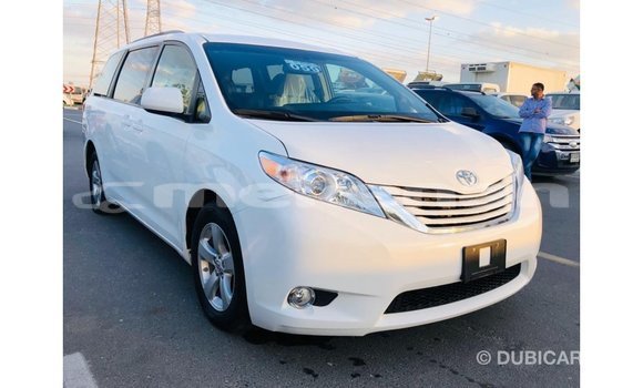 Buy Import Toyota Sienna White Car in Import - Dubai in Aragatsotn Buy Import Toyota Sienna White Car in Import - Dubai in Aragatsotn
