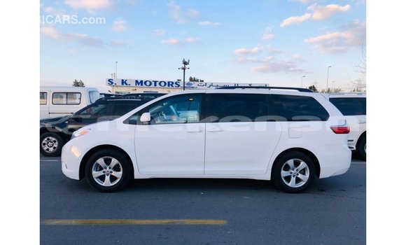 Buy Import Toyota Sienna White Car in Import - Dubai in Aragatsotn Buy Import Toyota Sienna White Car in Import - Dubai in Aragatsotn
