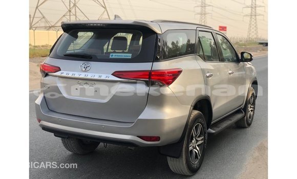 Buy Import Toyota Fortuner Other Car in Import - Dubai in Aragatsotn Buy Import Toyota Fortuner Other Car in Import - Dubai in Aragatsotn