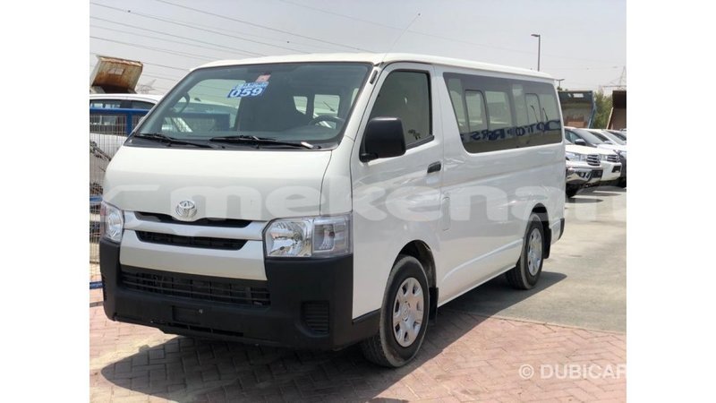 Big with watermark toyota hiace aragatsotn import dubai 3804