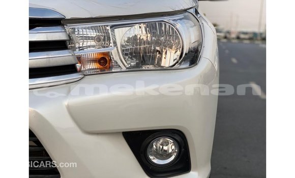 Buy Import Toyota Hilux White Car in Import - Dubai in Aragatsotn Buy Import Toyota Hilux White Car in Import - Dubai in Aragatsotn