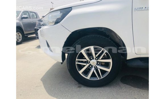 Buy Import Toyota Hilux White Car in Import - Dubai in Aragatsotn Buy Import Toyota Hilux White Car in Import - Dubai in Aragatsotn