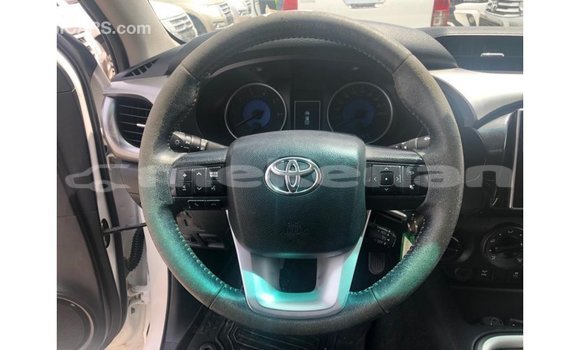 Buy Import Toyota Hilux White Car in Import - Dubai in Aragatsotn Buy Import Toyota Hilux White Car in Import - Dubai in Aragatsotn
