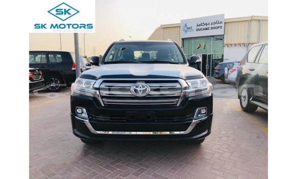 Buy Import Toyota Land Cruiser Black Car in Import - Dubai in Aragatsotn