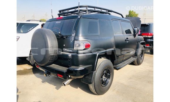 Buy Import Toyota FJ Cruiser Black Car in Import - Dubai in Aragatsotn Buy Import Toyota FJ Cruiser Black Car in Import - Dubai in Aragatsotn
