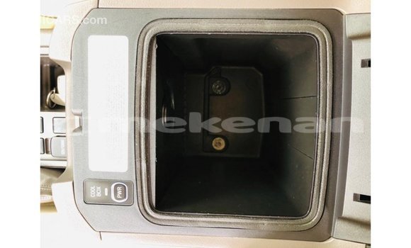 Buy Import Toyota Prado White Car in Import - Dubai in Aragatsotn Buy Import Toyota Prado White Car in Import - Dubai in Aragatsotn