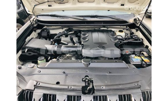 Buy Import Toyota Prado White Car in Import - Dubai in Aragatsotn Buy Import Toyota Prado White Car in Import - Dubai in Aragatsotn