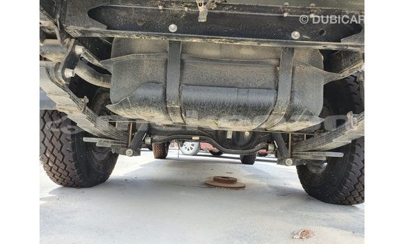 Buy Import Toyota Land Cruiser White Car in Import - Dubai in Aragatsotn Buy Import Toyota Land Cruiser White Car in Import - Dubai in Aragatsotn