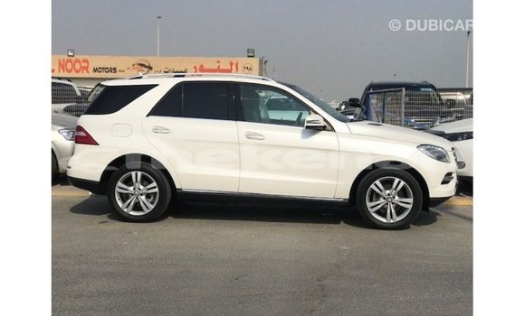 Buy Import Mercedes-Benz 350 White Car in Import - Dubai in Aragatsotn Buy Import Mercedes-Benz 350 White Car in Import - Dubai in Aragatsotn