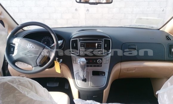 Buy Import Hyundai Chorus Brown Truck in Import - Dubai in Aragatsotn Buy Import Hyundai Chorus Brown Truck in Import - Dubai in Aragatsotn