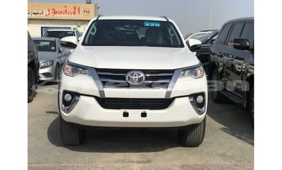 Buy Import Toyota Fortuner White Car in Import - Dubai in Aragatsotn Buy Import Toyota Fortuner White Car in Import - Dubai in Aragatsotn