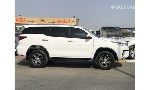 Buy Import Toyota Fortuner White Car in Import - Dubai in Aragatsotn Buy Import Toyota Fortuner White Car in Import - Dubai in Aragatsotn