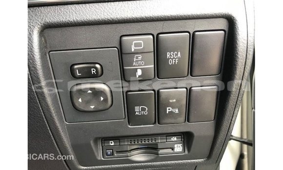 Buy Import Toyota Land Cruiser White Car in Import - Dubai in Aragatsotn Buy Import Toyota Land Cruiser White Car in Import - Dubai in Aragatsotn