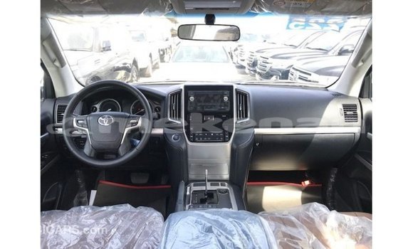 Buy Import Toyota Land Cruiser Black Car in Import - Dubai in Aragatsotn Buy Import Toyota Land Cruiser Black Car in Import - Dubai in Aragatsotn