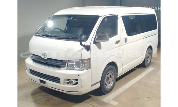 Buy Import Toyota Hiace White Car in Import - Dubai in Aragatsotn Buy Import Toyota Hiace White Car in Import - Dubai in Aragatsotn