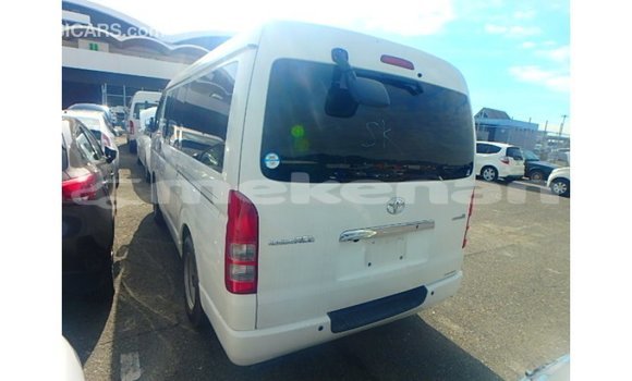 Buy Import Toyota Hiace White Car in Import - Dubai in Aragatsotn Buy Import Toyota Hiace White Car in Import - Dubai in Aragatsotn