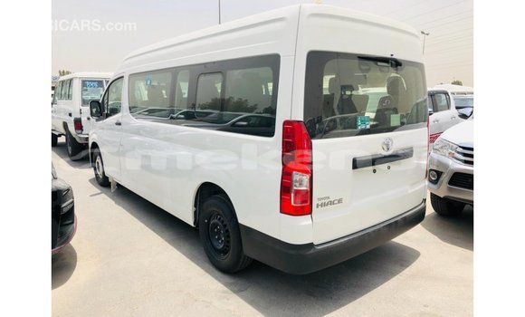 Buy Import Toyota Hiace White Car in Import - Dubai in Aragatsotn Buy Import Toyota Hiace White Car in Import - Dubai in Aragatsotn