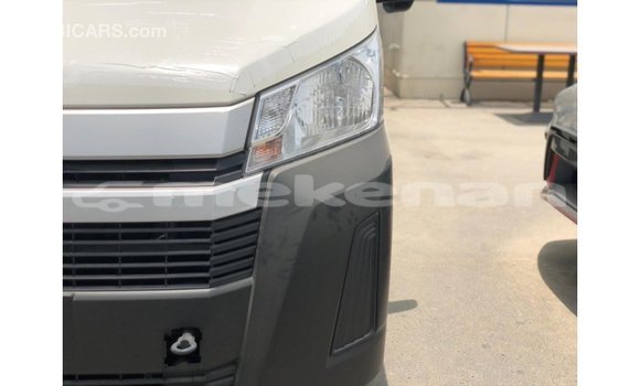 Buy Import Toyota Hiace White Car in Import - Dubai in Aragatsotn Buy Import Toyota Hiace White Car in Import - Dubai in Aragatsotn