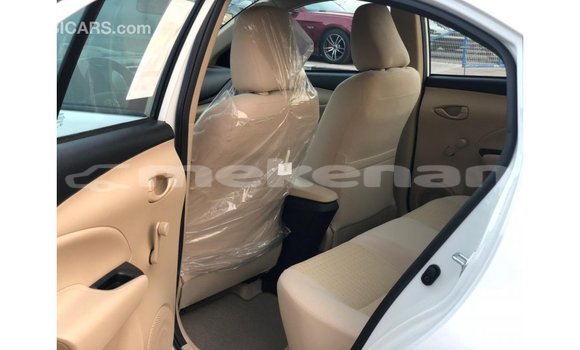 Buy Import Toyota Yaris White Car in Import - Dubai in Aragatsotn Buy Import Toyota Yaris White Car in Import - Dubai in Aragatsotn
