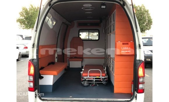 Buy Import Toyota Hiace White Car in Import - Dubai in Aragatsotn Buy Import Toyota Hiace White Car in Import - Dubai in Aragatsotn
