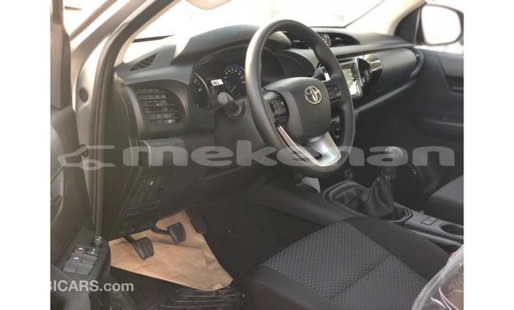 Buy Import Toyota Hilux Other Car in Import - Dubai in Aragatsotn Buy Import Toyota Hilux Other Car in Import - Dubai in Aragatsotn