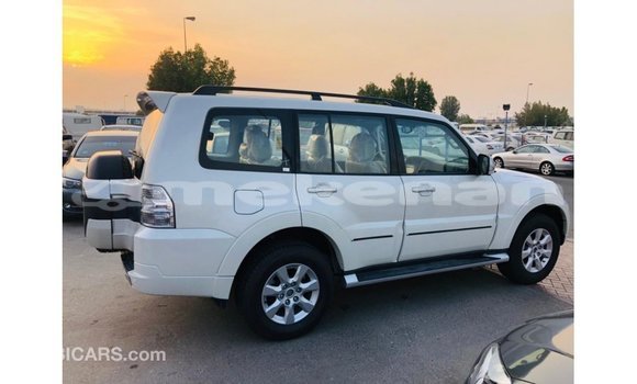 Buy Import Mitsubishi Pajero White Car in Import - Dubai in Aragatsotn Buy Import Mitsubishi Pajero White Car in Import - Dubai in Aragatsotn