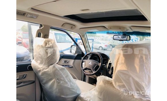 Buy Import Mitsubishi Pajero White Car in Import - Dubai in Aragatsotn Buy Import Mitsubishi Pajero White Car in Import - Dubai in Aragatsotn