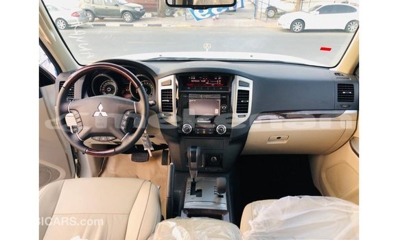 Buy Import Mitsubishi Pajero White Car in Import - Dubai in Aragatsotn Buy Import Mitsubishi Pajero White Car in Import - Dubai in Aragatsotn