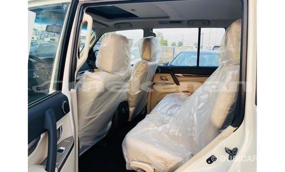 Buy Import Mitsubishi Pajero White Car in Import - Dubai in Aragatsotn Buy Import Mitsubishi Pajero White Car in Import - Dubai in Aragatsotn