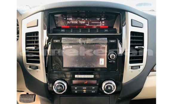 Buy Import Mitsubishi Pajero White Car in Import - Dubai in Aragatsotn Buy Import Mitsubishi Pajero White Car in Import - Dubai in Aragatsotn