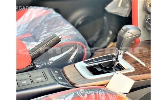 Buy Import Toyota Fortuner White Car in Import - Dubai in Aragatsotn Buy Import Toyota Fortuner White Car in Import - Dubai in Aragatsotn