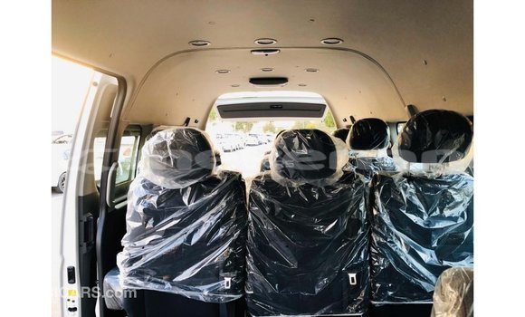 Buy Import Foton Tunland White Car in Import - Dubai in Aragatsotn Buy Import Foton Tunland White Car in Import - Dubai in Aragatsotn