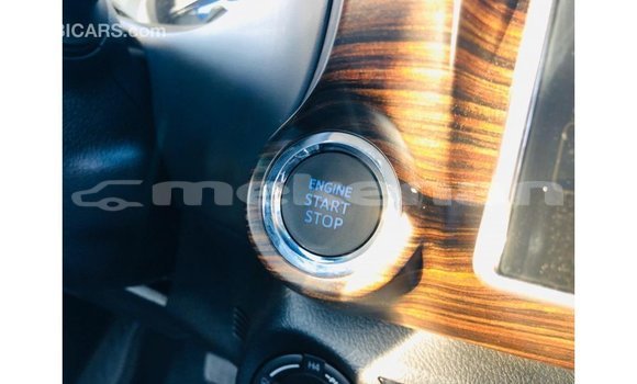 Buy Import Toyota Hilux White Car in Import - Dubai in Aragatsotn Buy Import Toyota Hilux White Car in Import - Dubai in Aragatsotn