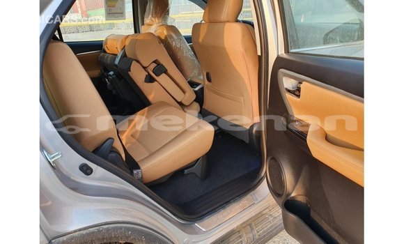 Buy Import Toyota Fortuner Other Car in Import - Dubai in Aragatsotn Buy Import Toyota Fortuner Other Car in Import - Dubai in Aragatsotn