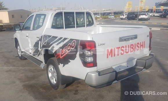 Buy Import Mitsubishi L200 White Car in Import - Dubai in Aragatsotn Buy Import Mitsubishi L200 White Car in Import - Dubai in Aragatsotn