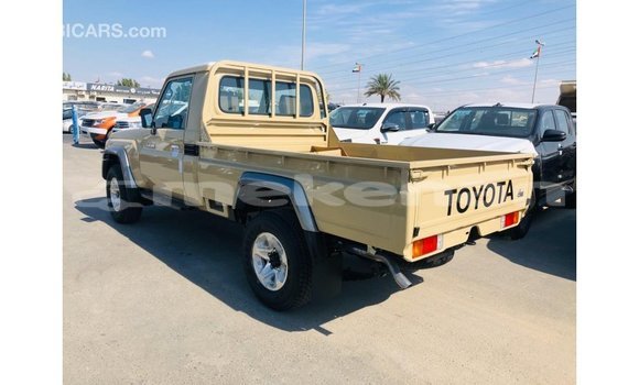 Buy Import Toyota Land Cruiser Beige Car in Import - Dubai in Aragatsotn Buy Import Toyota Land Cruiser Beige Car in Import - Dubai in Aragatsotn