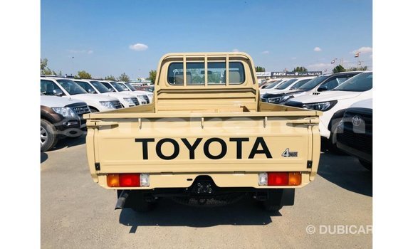 Buy Import Toyota Land Cruiser Beige Car in Import - Dubai in Aragatsotn Buy Import Toyota Land Cruiser Beige Car in Import - Dubai in Aragatsotn
