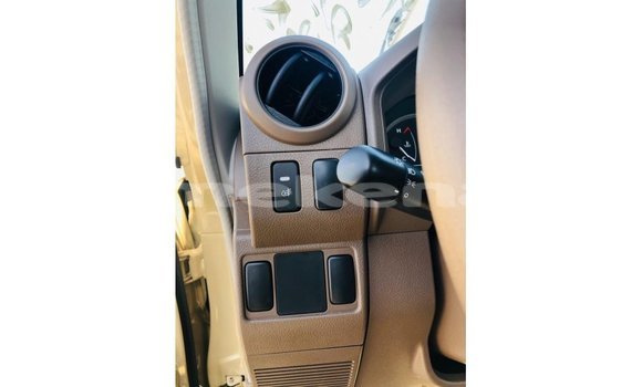 Buy Import Toyota Land Cruiser Beige Car in Import - Dubai in Aragatsotn Buy Import Toyota Land Cruiser Beige Car in Import - Dubai in Aragatsotn