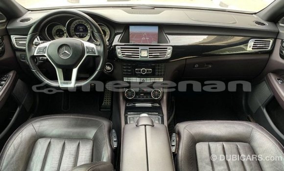 Buy Import Mercedes-Benz 190 White Car in Import - Dubai in Aragatsotn Buy Import Mercedes-Benz 190 White Car in Import - Dubai in Aragatsotn