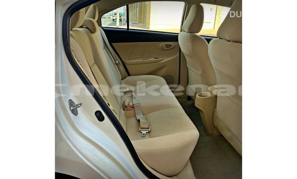 Buy Import Toyota Yaris White Car in Import - Dubai in Aragatsotn Buy Import Toyota Yaris White Car in Import - Dubai in Aragatsotn