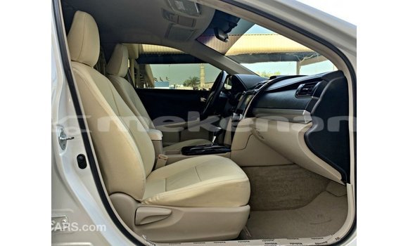 Buy Import Toyota Camry White Car in Import - Dubai in Aragatsotn Buy Import Toyota Camry White Car in Import - Dubai in Aragatsotn