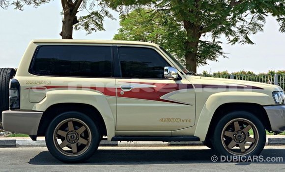 Buy Import Nissan Patrol Beige Car in Import - Dubai in Aragatsotn Buy Import Nissan Patrol Beige Car in Import - Dubai in Aragatsotn