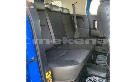 Buy Import Toyota FJ Cruiser Blue Car in Import - Dubai in Aragatsotn Buy Import Toyota FJ Cruiser Blue Car in Import - Dubai in Aragatsotn