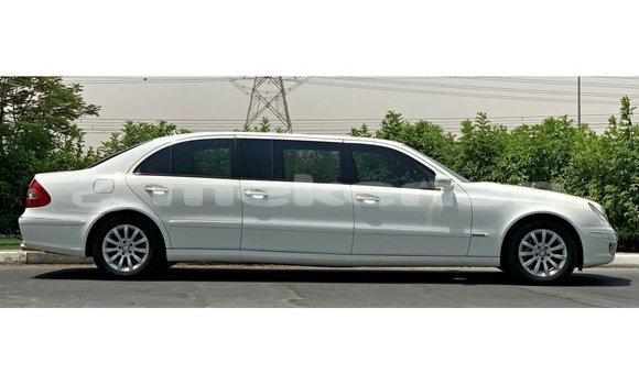 Buy Import Mercedes-Benz 200 White Car in Import - Dubai in Aragatsotn Buy Import Mercedes-Benz 200 White Car in Import - Dubai in Aragatsotn