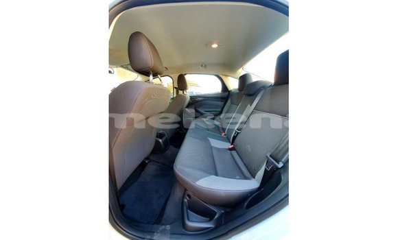 Buy Import Ford Focus White Car in Import - Dubai in Aragatsotn Buy Import Ford Focus White Car in Import - Dubai in Aragatsotn